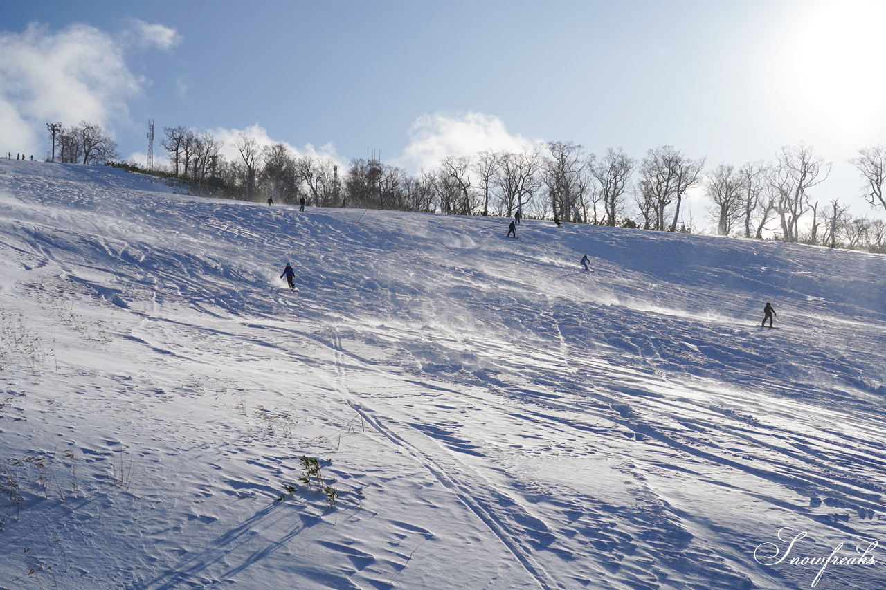 天然雪100％！本日、中山峠スキー場がゲレンデオープン♪ 2019-2020 北海道スキー＆スノーボードシーズンの開幕です(*^^)v